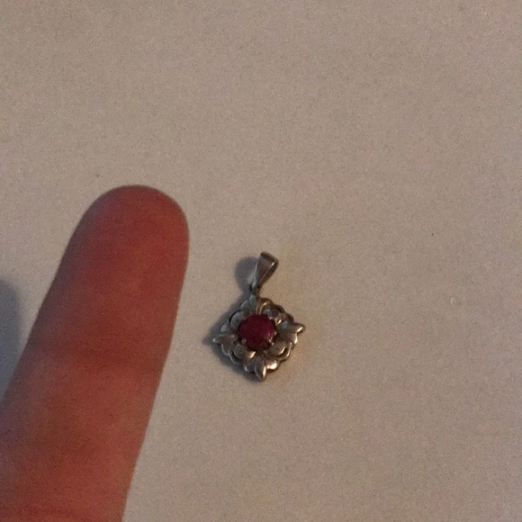 Small silver and Indian ruby pendant. - Picture 3 of 3
